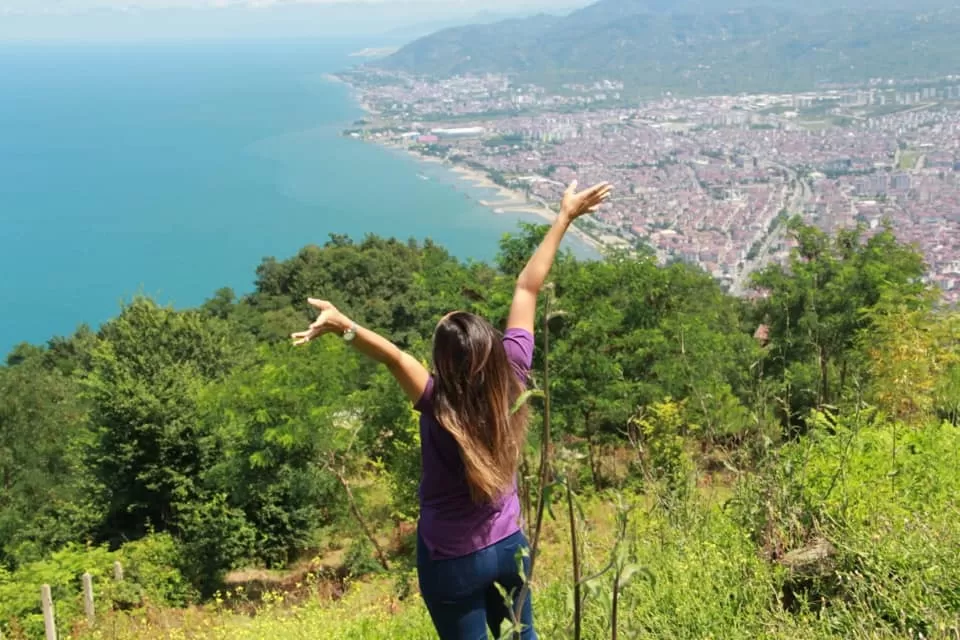 uçakla karadeniz turu