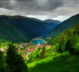 Uçaklı Doğu Karadeniz ve Batum Turu 4 Gece 5 Gün